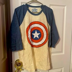 Never worn Marvel Captain America quarter sleeve T-shirt